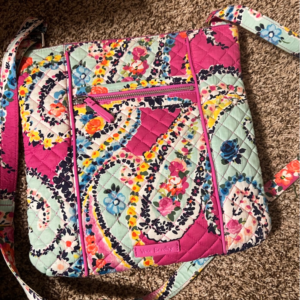 Vera Bradley crossbody mailbag